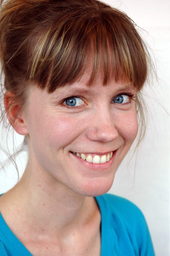 Grete Vandvik smiler og har blå genser. Foto